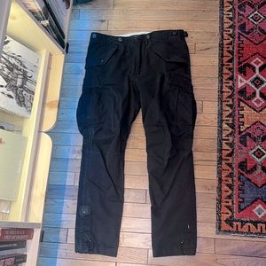 Maharishi black cargo pants 34-32 (large)